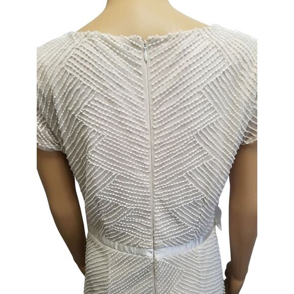 WEDDING GOWN | ADRIANNA PAPELL Cream Beaded Short Sleeve Formal Sweeper Size 12 - Picture 3 of 6